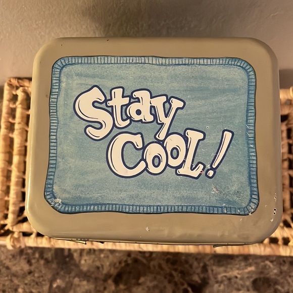 Vintage Hallmark Shirt Tales Penguin “Stay Cool” Tin Container with Handles - Picture 5 of 14